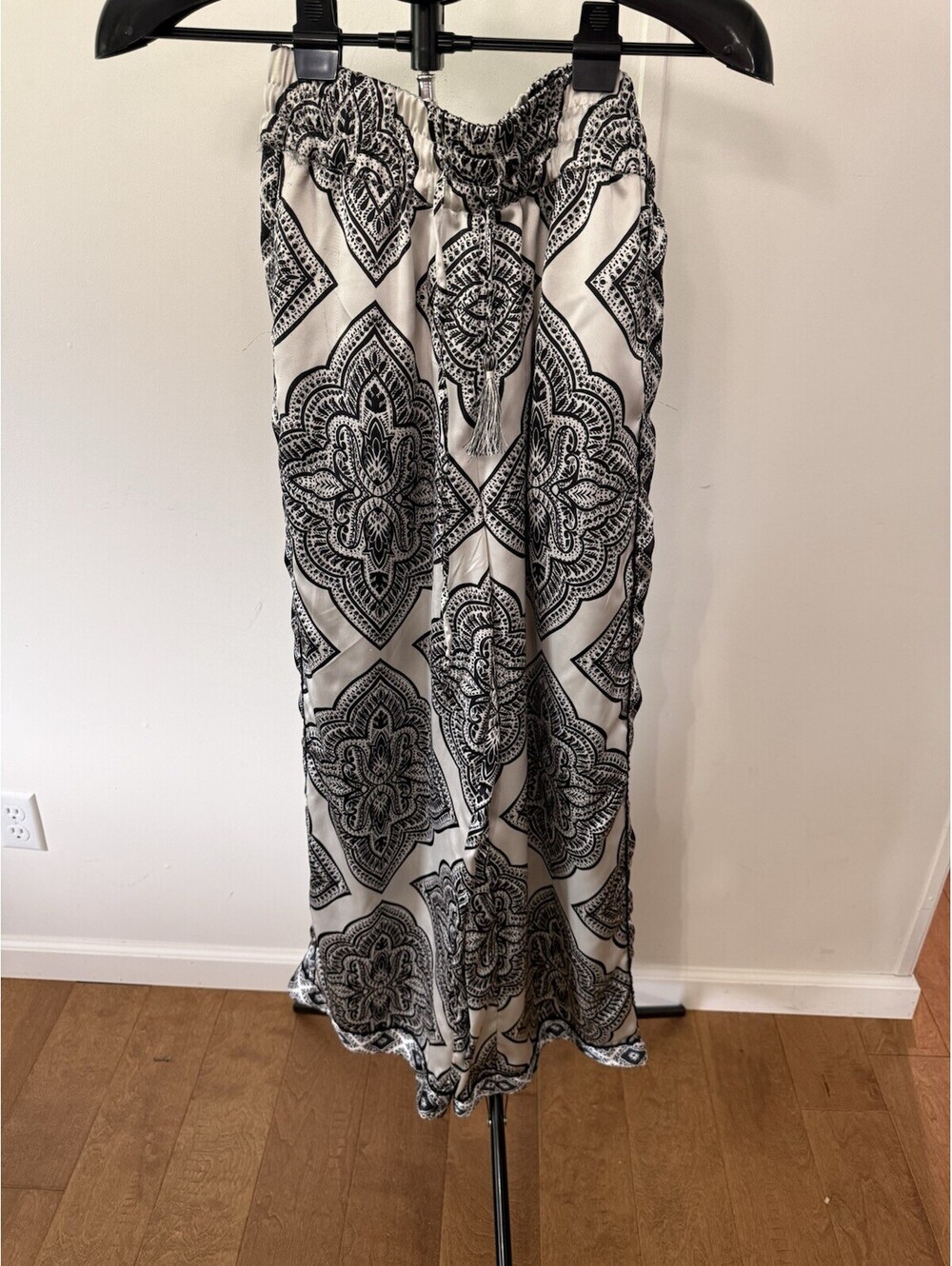 House Of Harlow 1960 Womens Size Small Black and White Patterned Wide-Leg Pants
